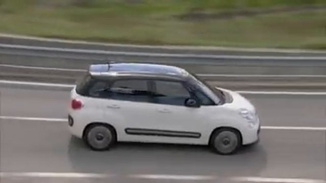 Fiat 500L, the big small car смотреть онлайн