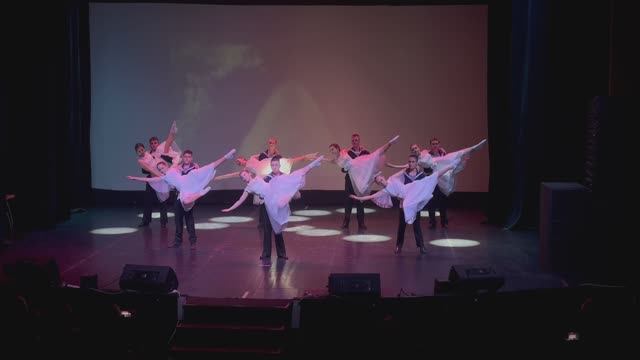 Синее море. Студия танца "Яблочко" 23-03-2025 смотреть онлайн