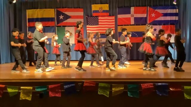 Ms. Lopez’s class Hispanic Heritage Celebration смотреть онлайн