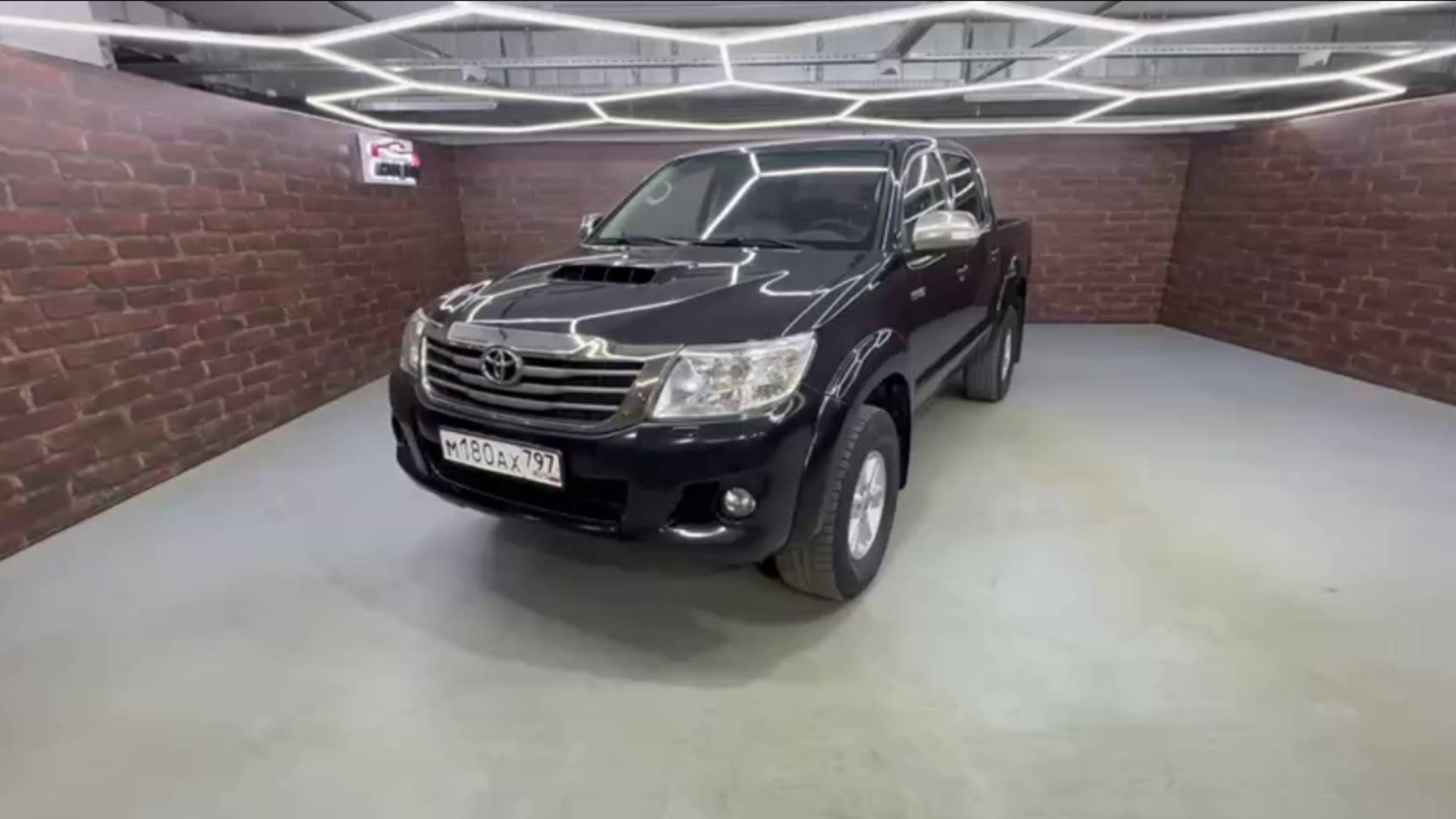 В наличии Toyota Hilux👇
