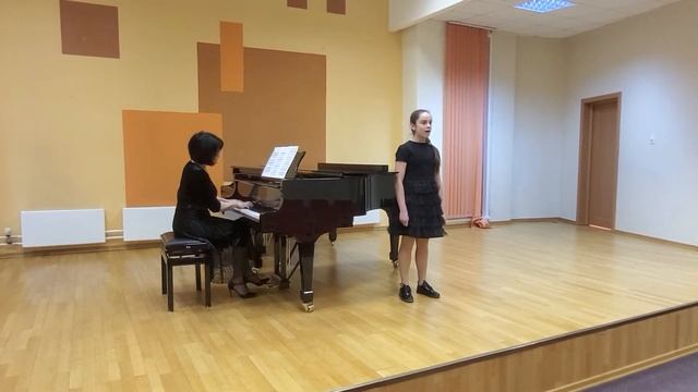 "Ave Maria" Caccini (Каччини), исполняет.Анастасия Ючкина 12 лет смотреть онлайн