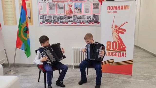 Васильев Константин и Алимов Данил. А. Новиков «Смуглянка». смотреть онлайн