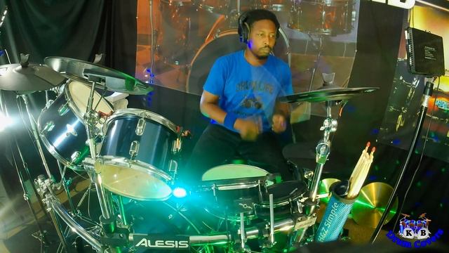 Daft Punk - Get Lucky Ft. Pharrell Williams (Drum Cover) смотреть онлайн