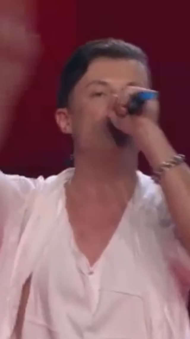 Сергей АРУТЮНОВ - We Will Rock You смотреть онлайн