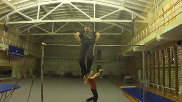Yoyo Alfa en Doble Vertical en Doble Cubital | Gimbarr смотреть онлайн