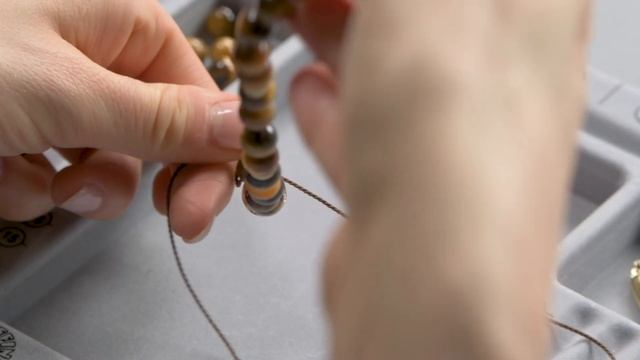 (DIY) Step-by-Step Manual - Tiger eye Gemstone necklace by GRIFFIN смотреть онлайн