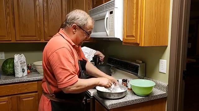 Season 1 Episode 9 Pig Nuggets смотреть онлайн