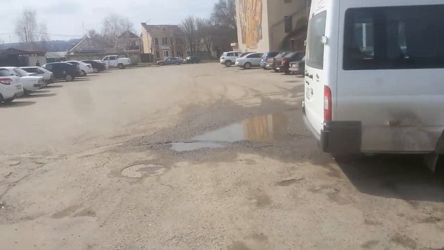Мы в нашем рай.центре, тут большой динозавр) смотреть онлайн