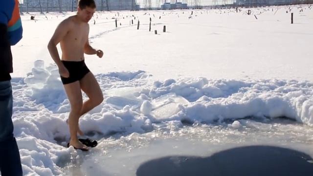 Первое вскрытие. Пингвины Сургута смотреть онлайн