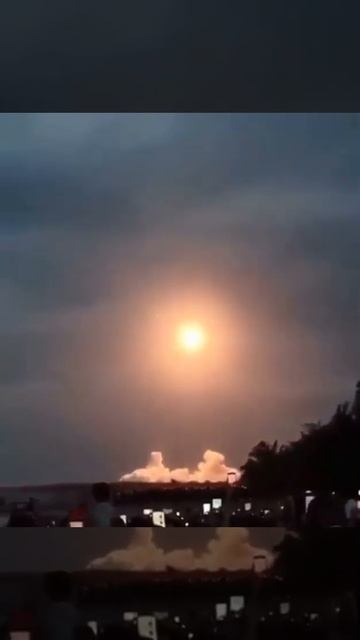 WTF China makes there own sun ☀️ 😶 смотреть онлайн