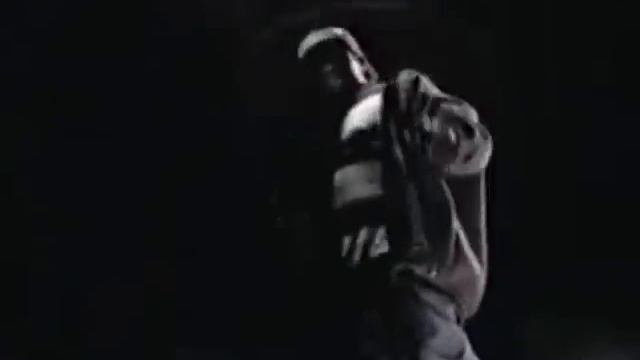 Eazy E ft. Mc Ren - Real Niggaz Back смотреть онлайн