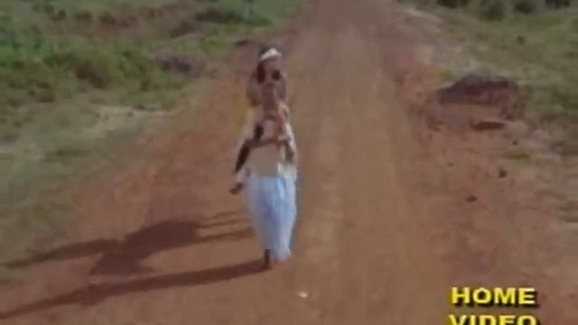 Pranab Pattnaik & Anuradha sings 'Pahadara Sepakhe Aama Chhota Gaan..' in Odia Movie 'Kanyadan' смотреть онлайн