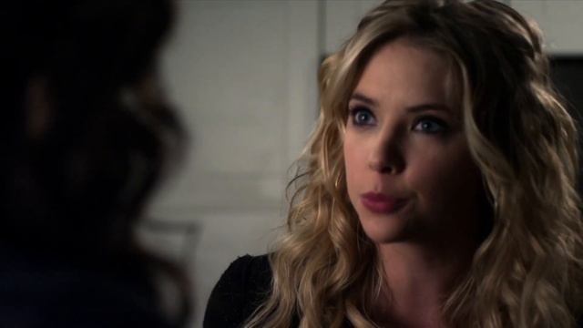 Pretty Little Liars - Hanna, Spencer & Emily Argue About Melissa -"If These Dolls Could Talk" (2x24 смотреть онлайн