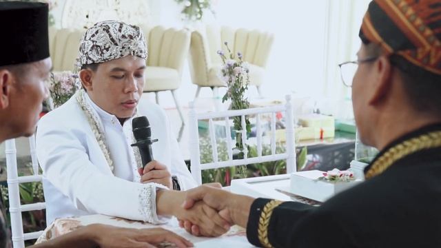 Acara pernikahan Mira W dan Adam F Tgl 1 Mei 2023. смотреть онлайн