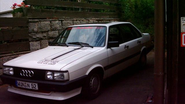 Audi 80 Typ 81 смотреть онлайн