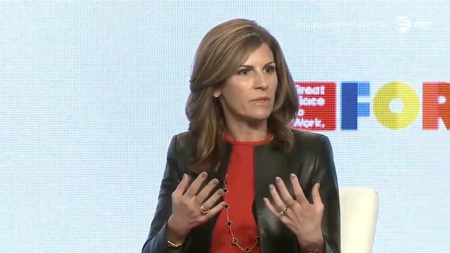 Arianna Huffington and Jennifer Morgan Speak at GPTW4ALL Summit смотреть онлайн