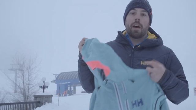 Helly Hansen Aurora Shell—2016 POWDER Apparel Guide смотреть онлайн