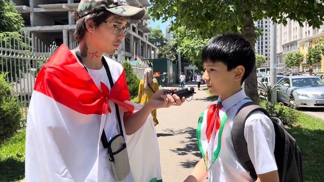 Точикистон ба пеш! Реакция Таджиков Школьников на Флаг Таджикистана! смотреть онлайн