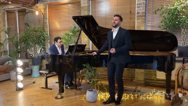 Sleep by Ivor Gurney - Felix Kemp & Gamal Khamis | DEBUT at Shoreditch Treehouse смотреть онлайн