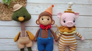 Вязовлог #7. Довязала селезня, игрушки из марафона "Цирк крючков" - свинка Айви, обезьянка Алекс