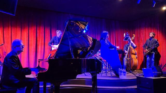 Ayo Brand & Rita Lim "My Funny Valentine" Maxan Jazz Club Las Vegas NV 2/10/23 смотреть онлайн