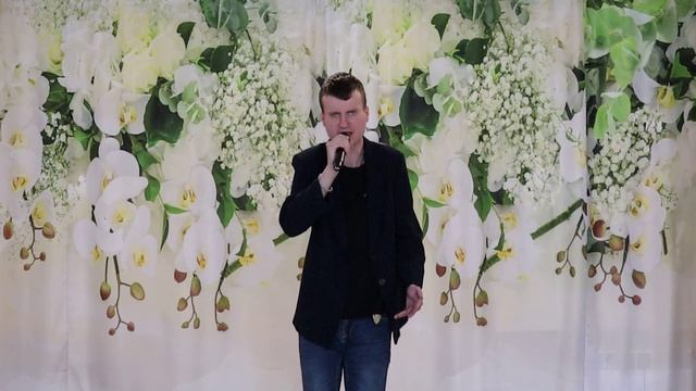 Максим поет Песня Мир нам завидовал смотреть онлайн