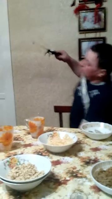 зимняя ловля рыбы дома смотреть онлайн