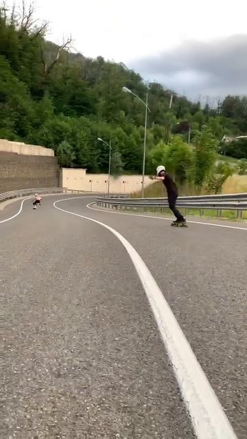 😱Как им не страшно? #longboard #longboarding #skateboard #краснаяполяна #сочи смотреть онлайн
