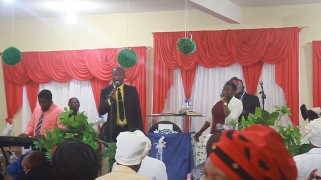 Eglise A.D.Vision (#82 Chant D'esperance Francaise - Je ne sais pourquoi dans sa grâce) смотреть онлайн