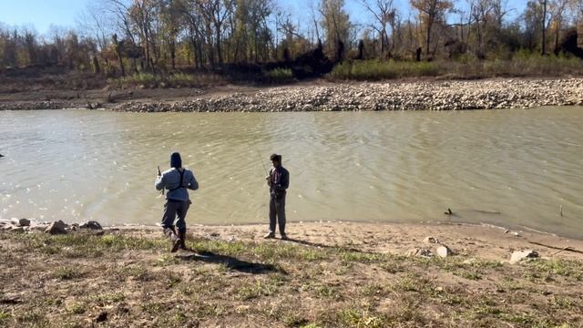EASY Way To Catch Striped Bass ‼️(Catch and Cook) смотреть онлайн