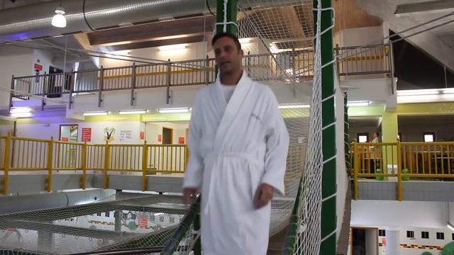 Egy pillanatig sem reszkettem! - Szálloda Teszt смотреть онлайн