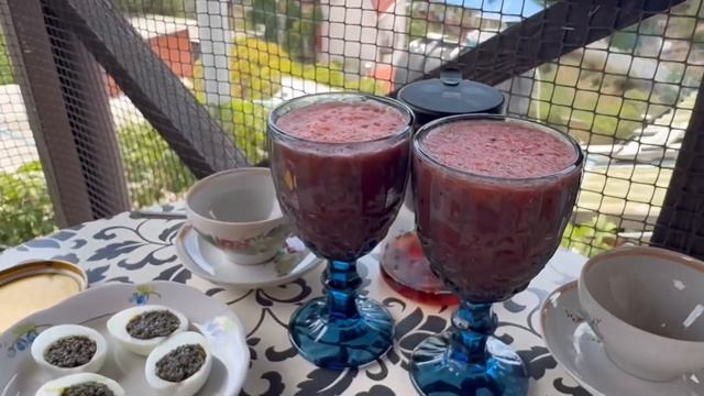 Взяли ЧЁРНУЮ ИКРУ в отпуск на море. #путешествия