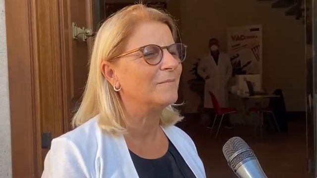 Rocío Muñoz Morales a Rieti per il vaccino: "Sono legata al territorio, iniziativa importantissima" смотреть онлайн