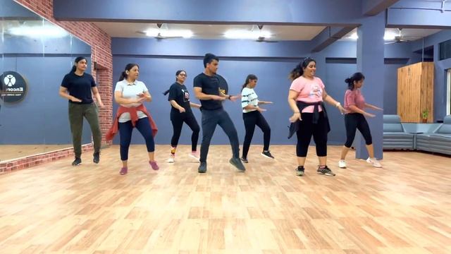 Jhoome Jo Pathaan | Dance Fitness | Choreography By Manoj Jackson | #srk  #deepikapadukone #pathaan