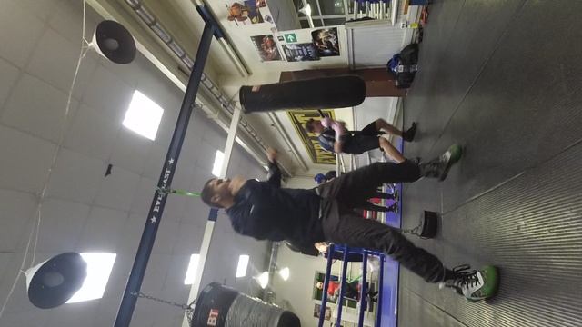 Мирный воин Top Gym Boxing смотреть онлайн