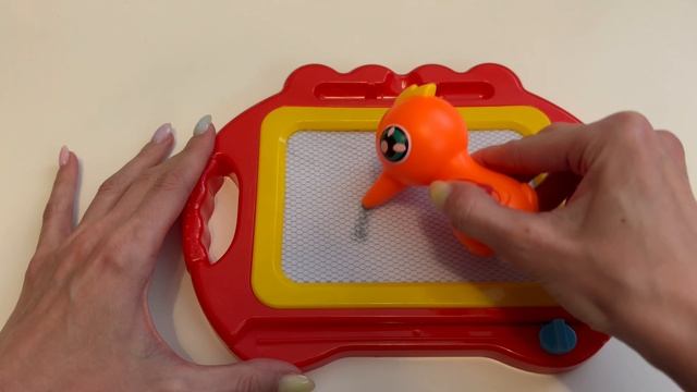 Геометрические фигуры на магнитной доске. Развивающее видео для детей