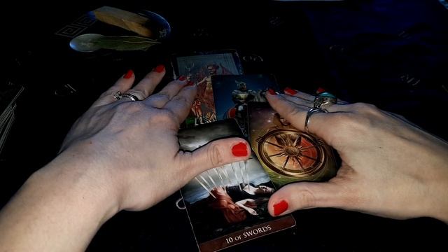 PENSA INTENSAMENTE A LUI O A LEI... - 💖 Tarocchi interattivi amore 💖 смотреть онлайн