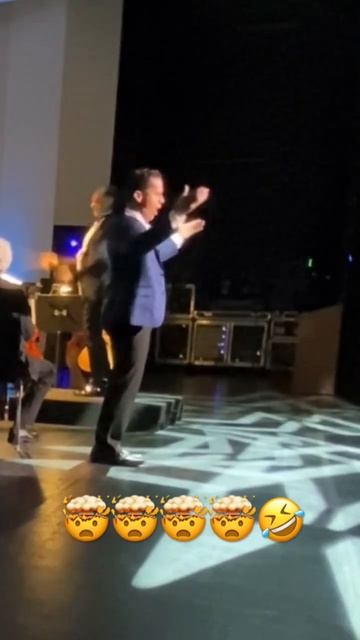 Fabian Robles, tenor - “Ah mes amis, pour mon ame” from La fille du regiment смотреть онлайн