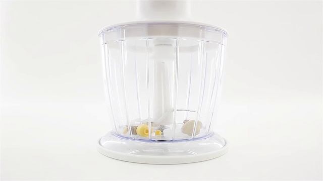 Lego Minifigures put in a blender смотреть онлайн
