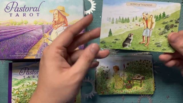 Pastoral Tarot Flip Through (in HD) смотреть онлайн