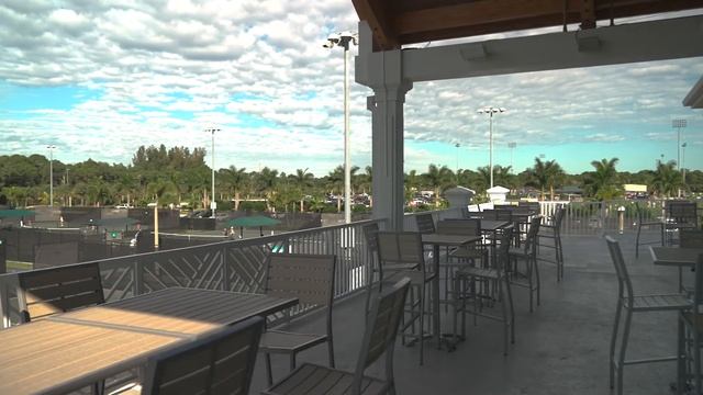 Palm Beach Gardens Tennis & Pickleball Center смотреть онлайн