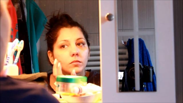 My Current Morning Skincare Routine | Emma Vasilaki смотреть онлайн