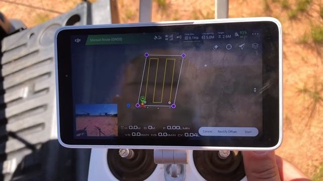 DJI AGRAS MG1P - Calibrando o mapa e configurando o plano de voo para iniciar a pulverização. смотреть онлайн
