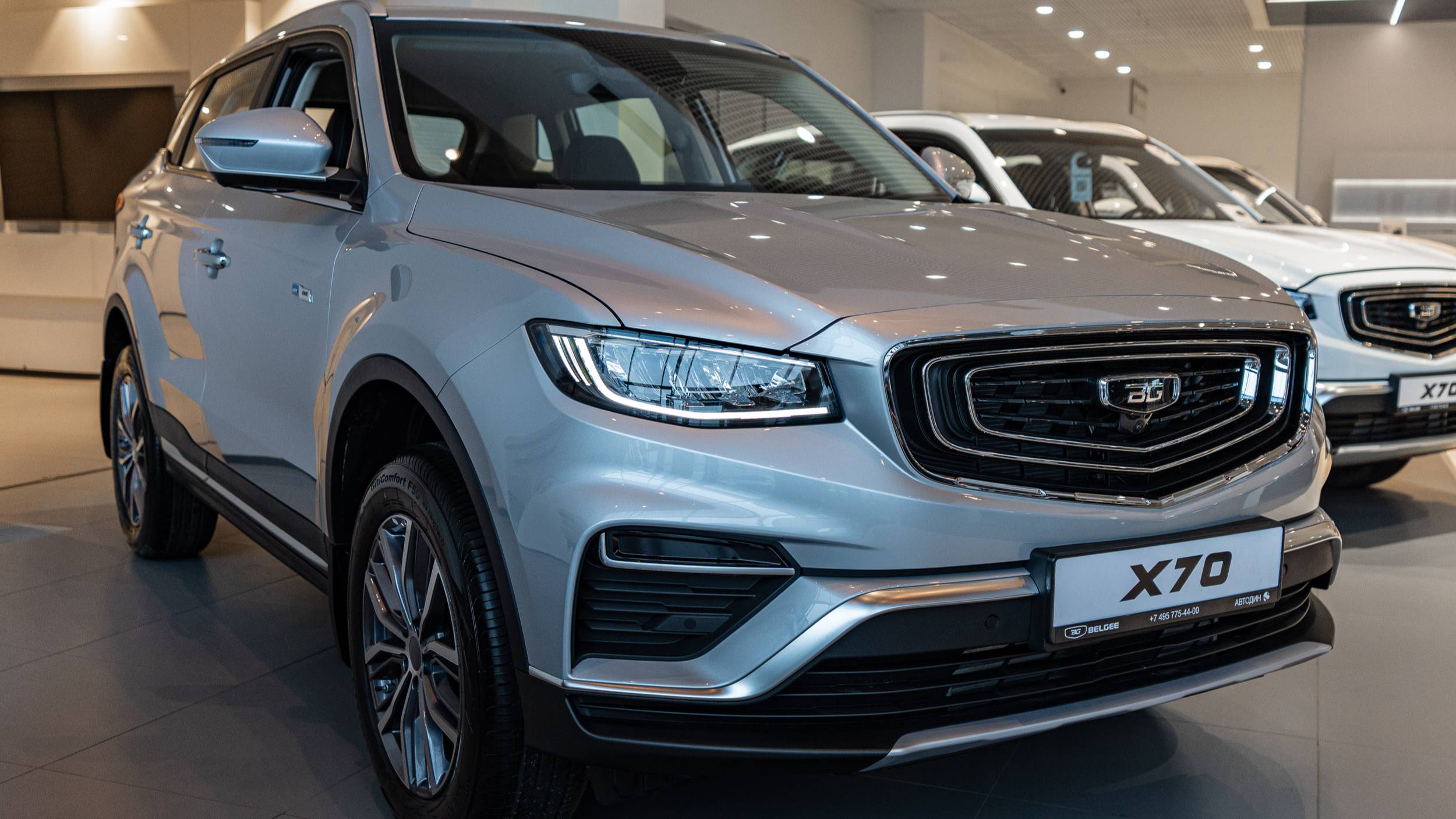 Belgee X70 (Style) 4WD Серебристый металлик смотреть онлайн