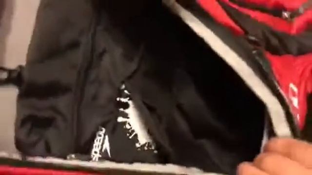 Speedo Backpack Unboxing смотреть онлайн