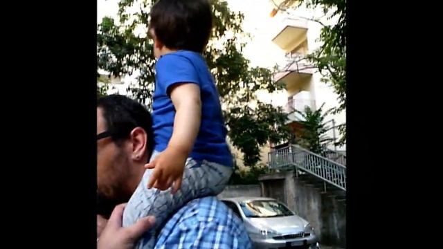 Omer Fehmi Bey - Dayısının Omuzlarında/On the shoulders of his uncle смотреть онлайн