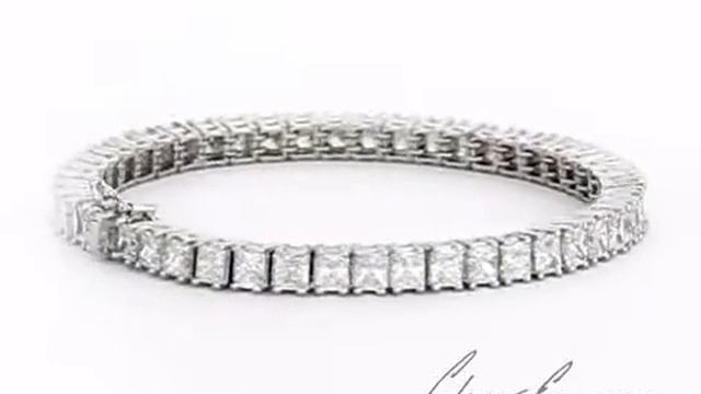 14.61 Carat Elegant Radiant Cut Diamond Tennis Bracelet