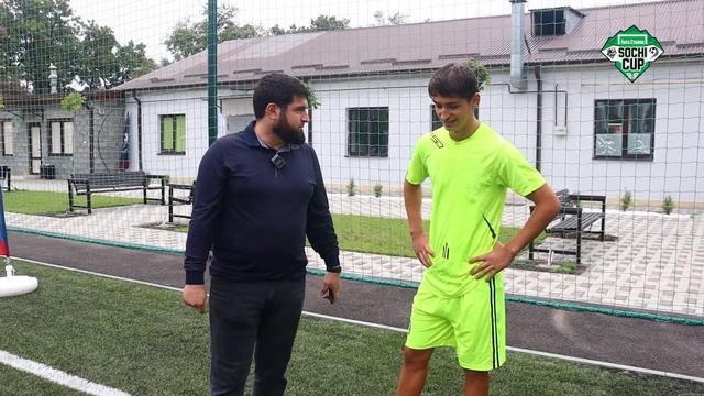 Стопудовый Владикавказ | Жи Есть на выезде смотреть онлайн