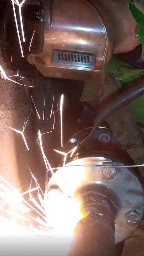 Газосварка ЖКХ Меняем вентиль на шарик диаметр 50 Gas welding of housing and communal services смотреть онлайн