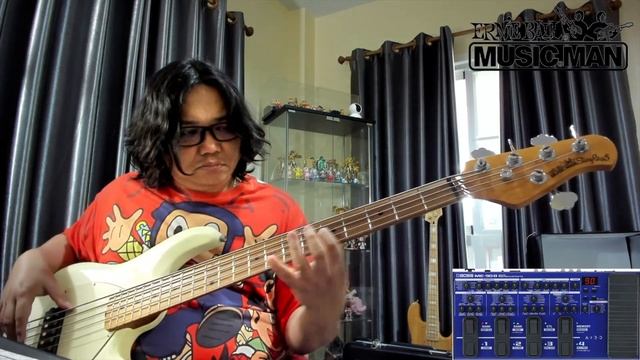 Music Man StingRay 5 Special H with Boss ME-90B Chorus Sound by Keng- Bassist смотреть онлайн